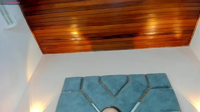 DanielaCruz-1 online show from 03/21/26, 04:28