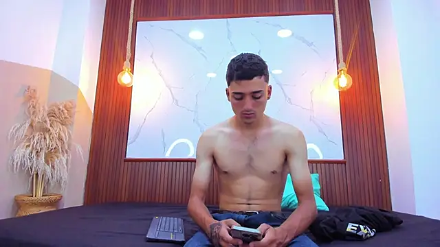 Hadrian Torres online show from 03/14/26, 12:54