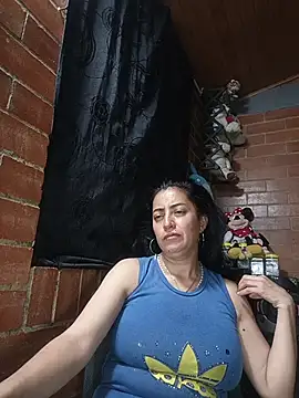Snapshot of Alexandrina chatting on 06/24/26, 11:26 Alexandrina online show from 06/24/26, 11:26