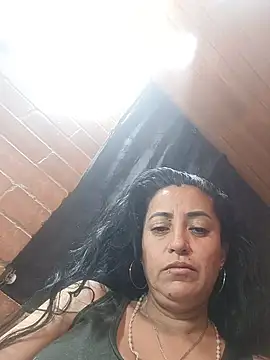 Snapshot of Alexandrina chatting on 07/18/26, 11:41 Alexandrina online show from 07/18/26, 11:41
