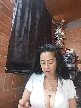 Snapshot of Alexandrina chatting on 07/23/26, 05:11 Alexandrina online show from 07/23/26, 05:11