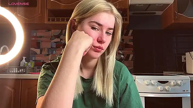 ivygenesis online show from 03/29/26, 03:39