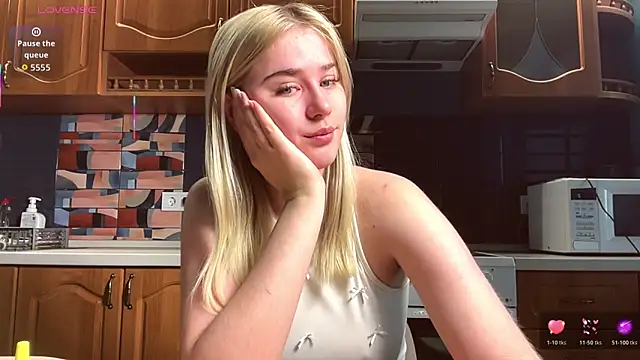 ivygenesis online show from 04/17/26, 03:09