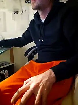 dufatcock online show from 04/25/26, 03:53