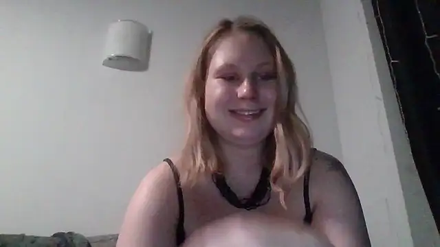 Snapshot of Bridget_Kiss chatting on 03/21/26, 10:46 Bridget Kiss online show from 03/21/26, 10:46