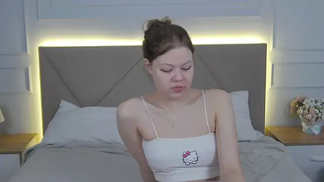 Sophie Rays online show from 03/18/26, 04:15