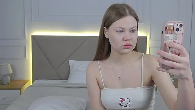 Sophie Rays online show from 03/26/26, 04:07