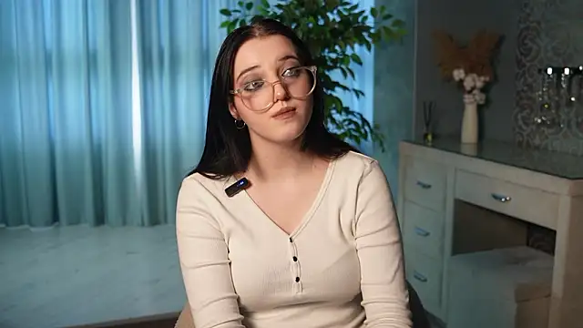 AnnabelScalia online show from 03/13/26, 09:49