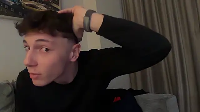 Snapshot of galocheur2langues chatting on 04/06/26, 05:47 galocheur2langues online show from 04/06/26, 05:47