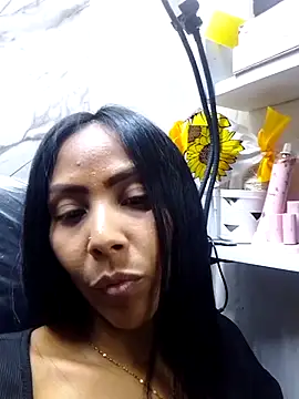 Snapshot of cosita_rica_1 chatting on 05/05/26, 11:02 cosita rica 1 online show from 05/05/26, 11:02