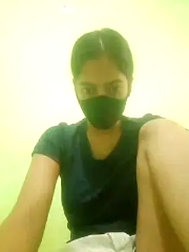 nidhiyadav00 online show from 04/23/26, 09:19