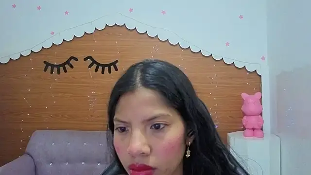 Snapshot of emily_smith_t chatting on 05/07/26, 07:41 emily smith t online show from 05/07/26, 07:41