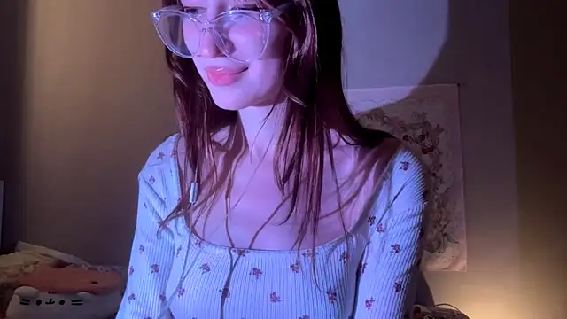 holly sinner  online show from 04/10/26, 10:14