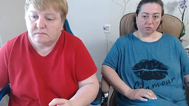Lindy-Jeanie online show from 06/07/26, 07:01
