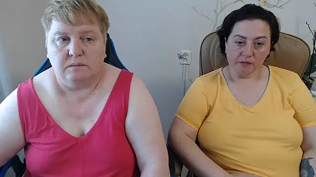 Lindy-Jeanie online show from 06/15/26, 03:58