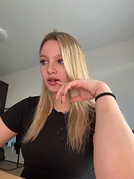 bettyloveu online show from 04/23/26, 11:09