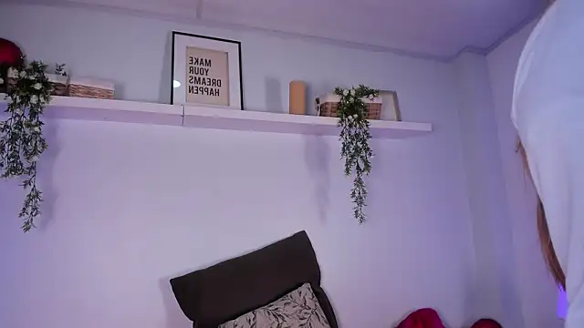 cuttie blondie online show from 04/09/26, 11:15