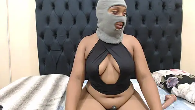 Curvy Takatso online show from 03/25/26, 08:04