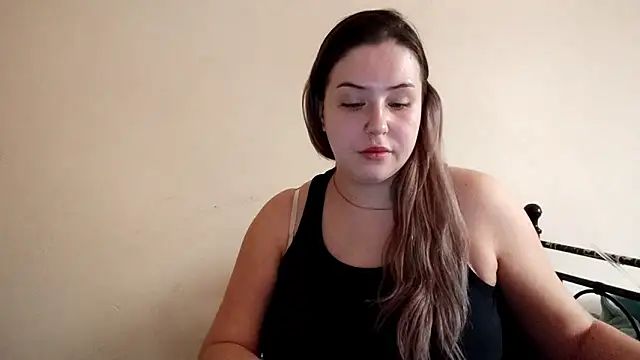 LolaSeduce online show from 04/24/26, 08:50