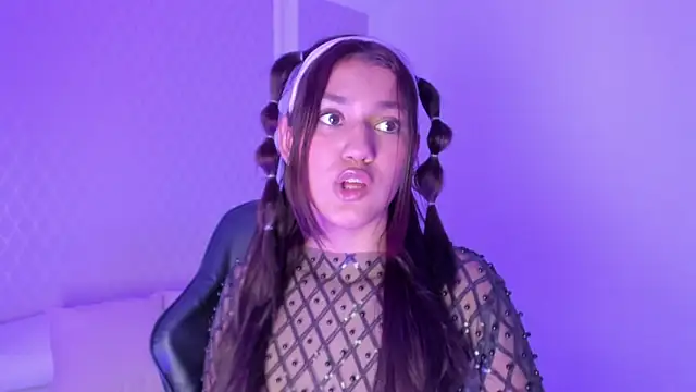 cristin collins online show from 04/18/26, 10:54