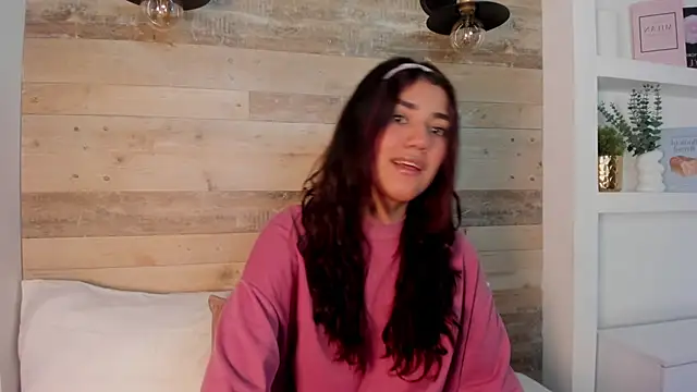 cristin collins online show from 06/17/26, 03:20