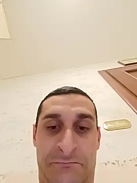 gabry21e5 online show from 04/16/26, 07:47