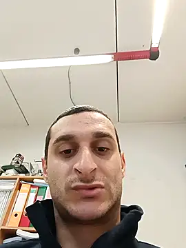 gabry21e5 online show from 04/20/26, 06:05