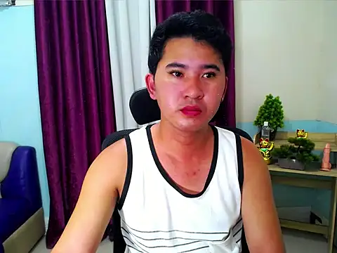 urhotasian online show from 03/30/26, 04:24