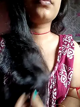 Snapshot of tina2005 chatting on 03/16/26, 06:17 tina2005 online show from 03/16/26, 06:17