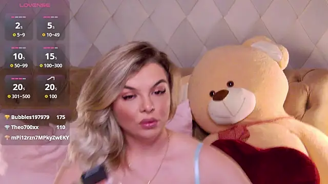 KimmBliss online show from 04/21/26, 01:42