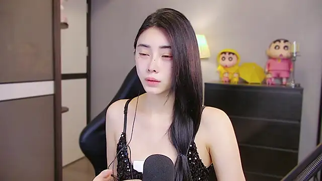 XiaoYuBao- online show from 04/28/26, 04:23