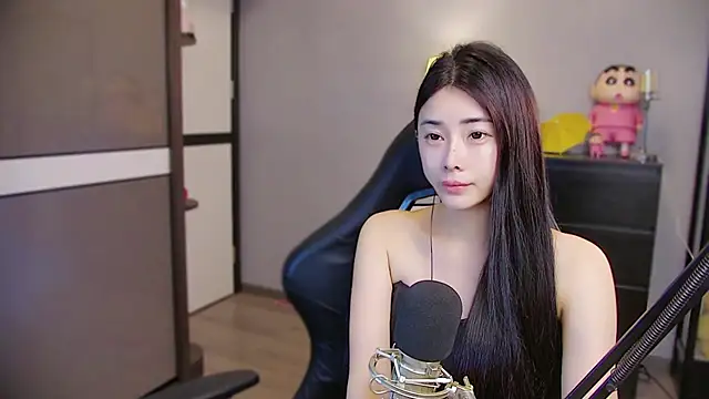 Snapshot of XiaoYuBao- chatting on 05/23/26, 05:28 XiaoYuBao- online show from 05/23/26, 05:28