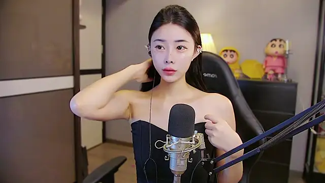 XiaoYuBao- online show from 07/20/26, 01:13