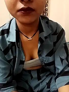 ritika gupta02 online show from 04/27/26, 06:50