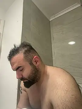 Snapshot of bigmillz32 chatting on 04/02/26, 11:35 bigmillz32 online show from 04/02/26, 11:35