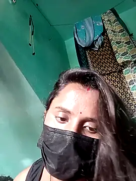 Snapshot of SanjanaBiswas323 chatting on 03/16/26, 05:35 SanjanaBiswas323 online show from 03/16/26, 05:35