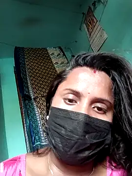 Snapshot of SanjanaBiswas323 chatting on 03/20/26, 07:13 SanjanaBiswas323 online show from 03/20/26, 07:13