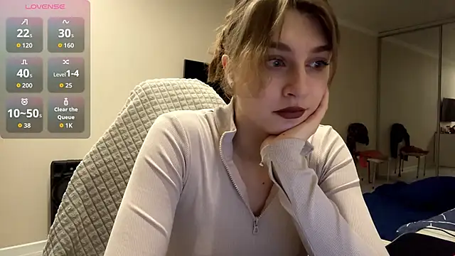 Olivia 132 online show from 03/22/26, 03:26