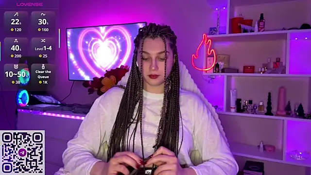 Olivia 132 online show from 04/27/26, 07:01
