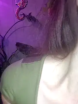 PurpleBunnyxo online show from 06/18/26, 04:57