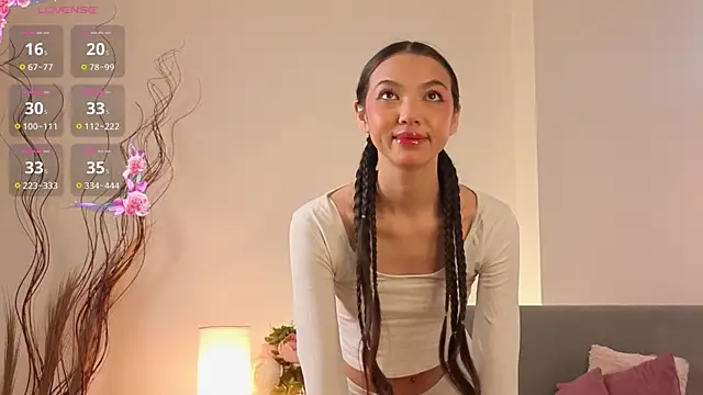 Milisaaaaa online show from 04/12/26, 11:04