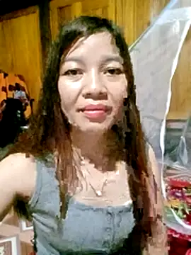 Yiyi102300 online show from 04/14/26, 02:01