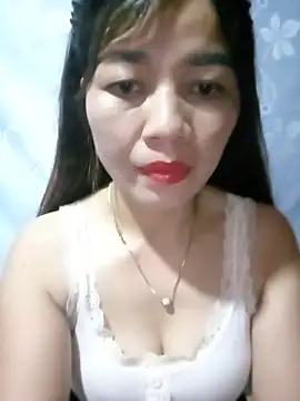 Yiyi102300 online show from 07/02/26, 05:35