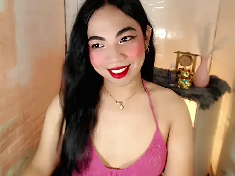 Snapshot of xLinda_Walkerx chatting on 05/17/26, 07:17 xLinda Walkerx online show from 05/17/26, 07:17