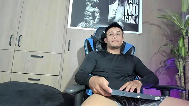 Snapshot of D_dorman chatting on 07/29/26, 03:37 D dorman online show from 07/29/26, 03:37