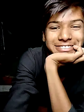 Snapshot of pandey_ji_ka_beta_hu chatting on 04/14/26, 07:58 pandey ji ka beta hu online show from 04/14/26, 07:58