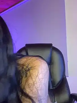 Zeyra pink online show from 03/18/26, 02:20