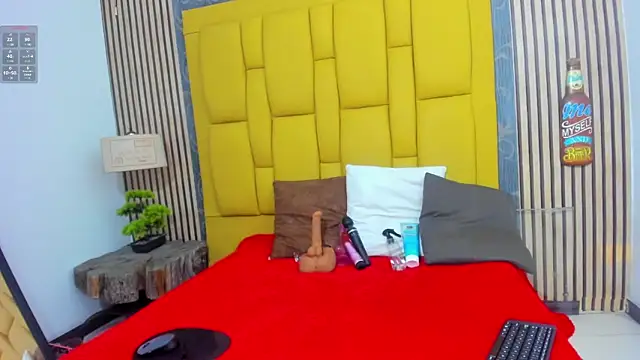  karlaruso online show from 03/31/26, 11:54