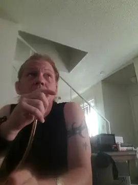 Snapshot of yourMasterisBored chatting on 06/21/26, 01:46 yourMasterisBored online show from 06/21/26, 01:46