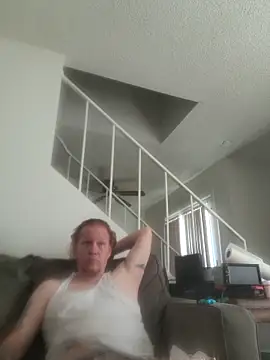Snapshot of yourMasterisBored chatting on 06/22/26, 03:31 yourMasterisBored online show from 06/22/26, 03:31